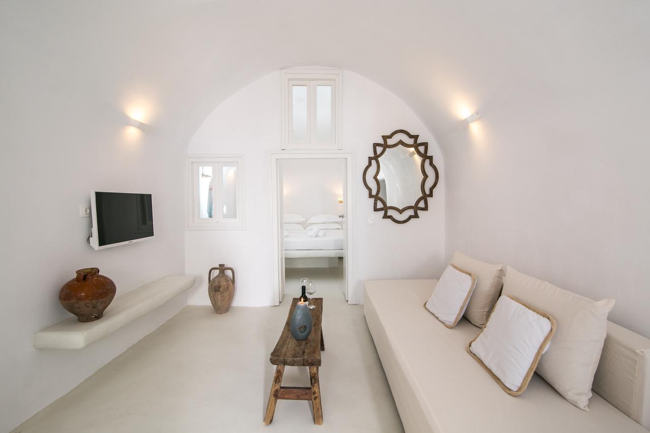 Morfi Cave House * Oia